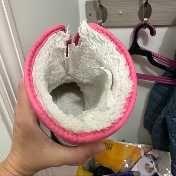 Pink winter boots - Picture 5 of 5